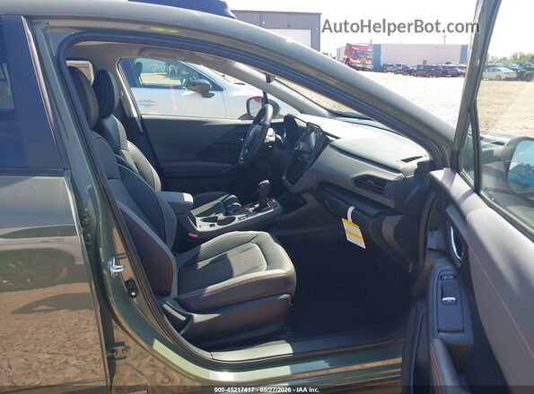 4S4GUHL6XT3750795 2026 SUBARU CROSSTREK Green Front interior view