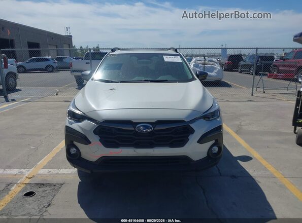 4S4GUHM61R3831952 2024 SUBARU CROSSTREK White 
