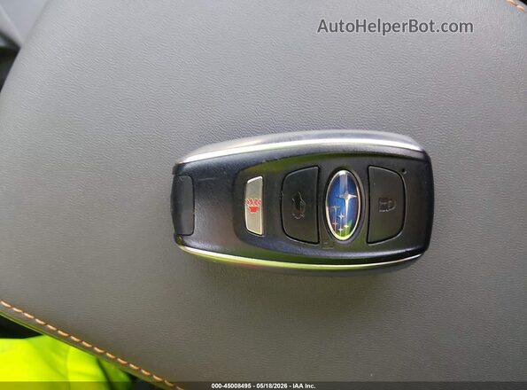 4S4GUHM62R3778744 2024 SUBARU CROSSTREK Белый Вид панели приборов