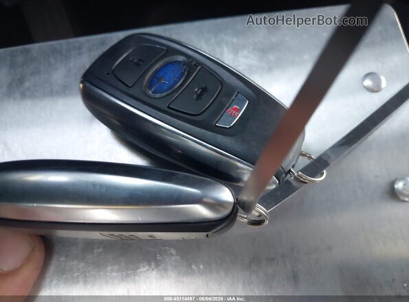 4S4GUHM68S3722295 2025 SUBARU CROSSTREK Silver წინა პანელის ხედი