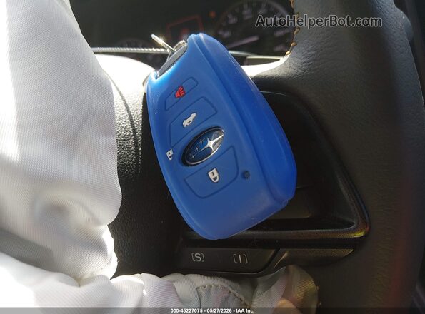 4S4GUHT60S3768690 2025 SUBARU CROSSTREK Blue Vista del salpicadero