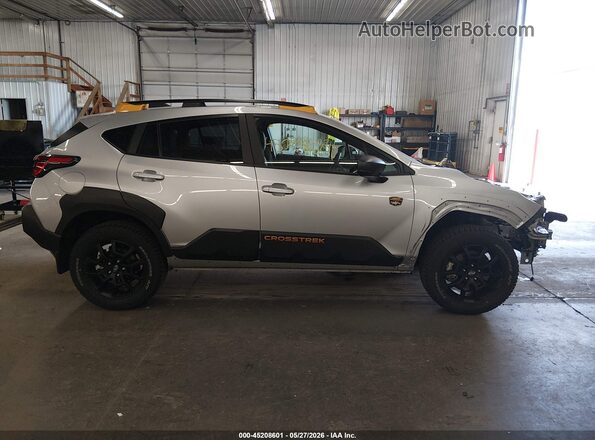 4S4GUHU66S3702224 2025 SUBARU CROSSTREK Серебряный Панорамный вид салона 360°