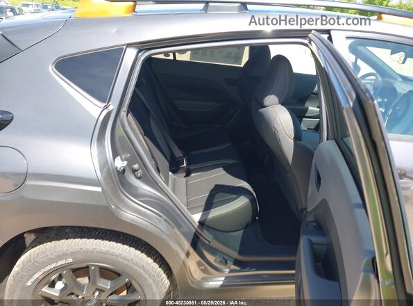 4S4GUHU69T3753752 2026 SUBARU CROSSTREK Gray Vista de la etiqueta del VIN