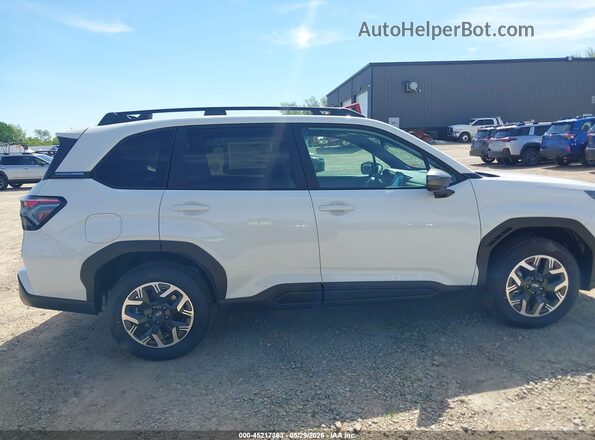 4S4SLDB60T3094212 2026 SUBARU FORESTER White Rear interior view