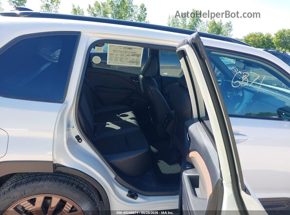 4S4SLDF62T3065353 2026 SUBARU FORESTER White 