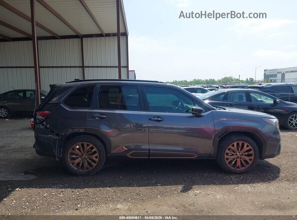 4S4SLDF67T3028010 2026 SUBARU FORESTER Gray Widok wnętrza z tyłu