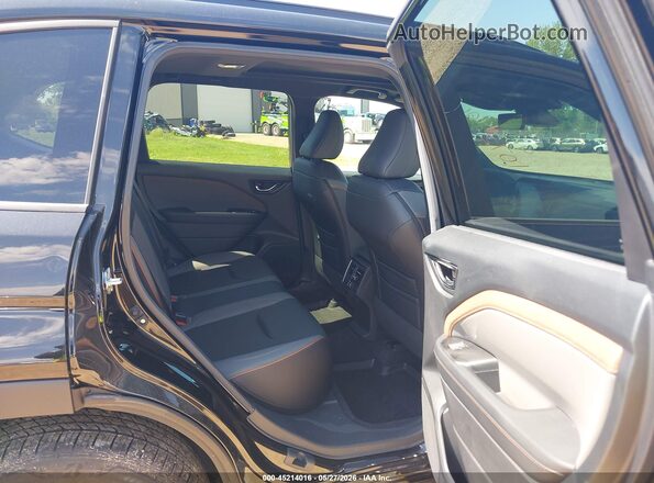 4S4SLDH6XT3029570 2026 SUBARU FORESTER Black Vista de la etiqueta del VIN