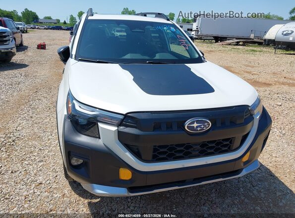 4S4SLDK69T3029133 2026 SUBARU FORESTER White 