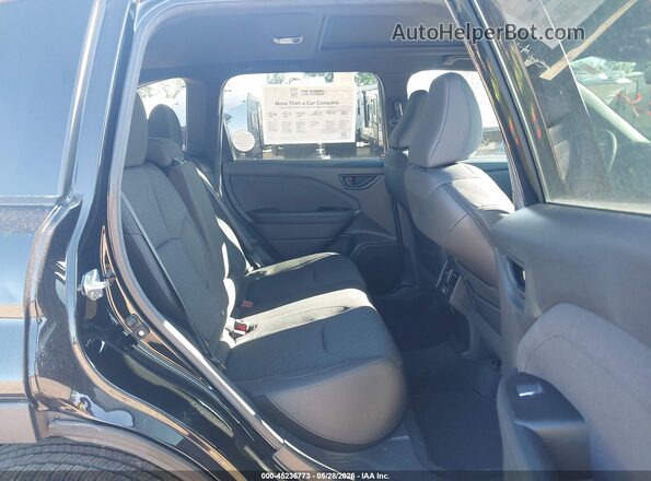 4S4SLSE7XT3075319 2026 SUBARU FORESTER Black Вид наклейки з VIN-кодом