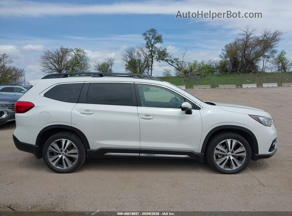 4S4WMAMD1M3405561 2021 SUBARU ASCENT White Вид задньої частини салону