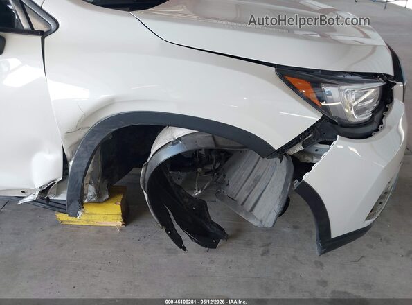4S4WMAPD3M3439724 2021 SUBARU ASCENT White Widok z przodu