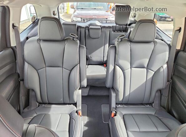 4S4WMARD4S3405334 2025 SUBARU ASCENT White Вид задніх сидінь