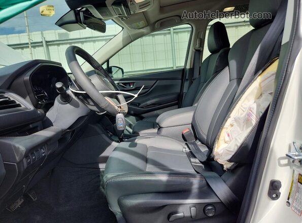 4S4WMARD4S3405334 2025 SUBARU ASCENT White Вид салону спереду