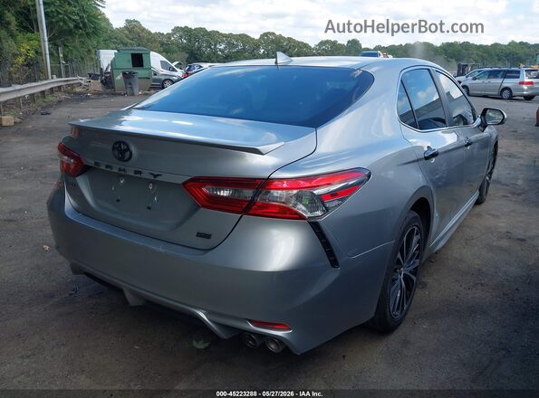 4T1B11HK5KU738417 2019 TOYOTA CAMRY Серебряный Задняя правая четверть