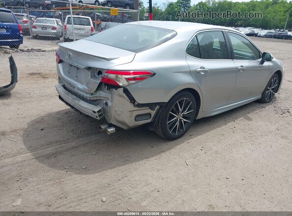4T1B11HK7JU045170 2018 TOYOTA CAMRY Silver Trasero derecho