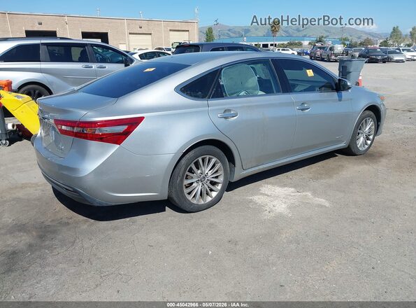 4T1BD1EB0JU059729 2018 TOYOTA LIMITED Silver უკანა მარჯვენა