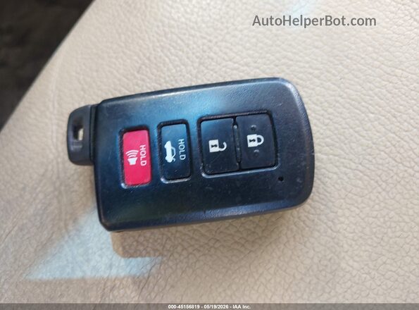 4T1BD1EB9GU055008 2016 TOYOTA AVALON HYBRID White Widok deski rozdzielczej