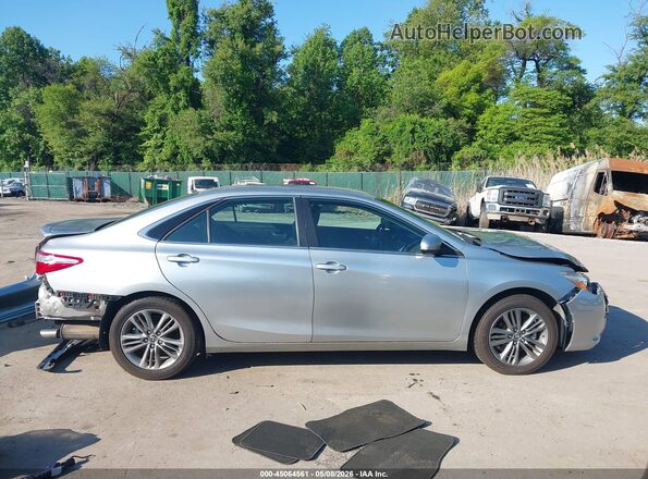 4T1BF1FK0GU182089 2016 TOYOTA CAMRY Silver 360 interior view