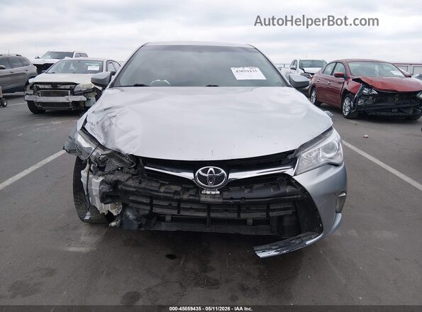 4T1BF1FK1GU504707 2016 TOYOTA LE Silver Widok zestawu wskaźników