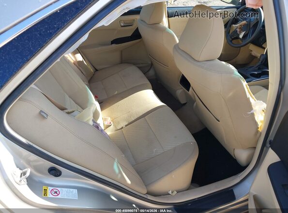 4T1BF1FK2HU733673 2017 TOYOTA LE Gold Widok naklejki z numerem VIN
