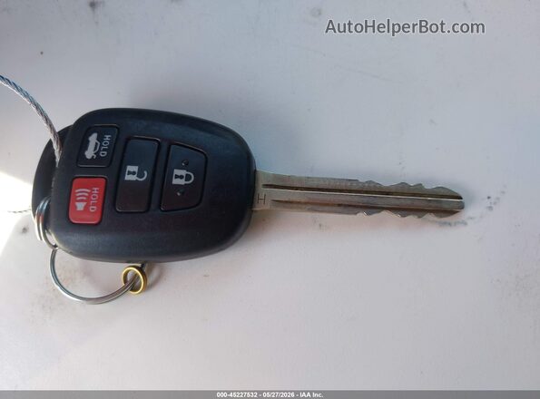 4T1BF1FK3GU587749 2016 TOYOTA CAMRY White Вид панелі приладів