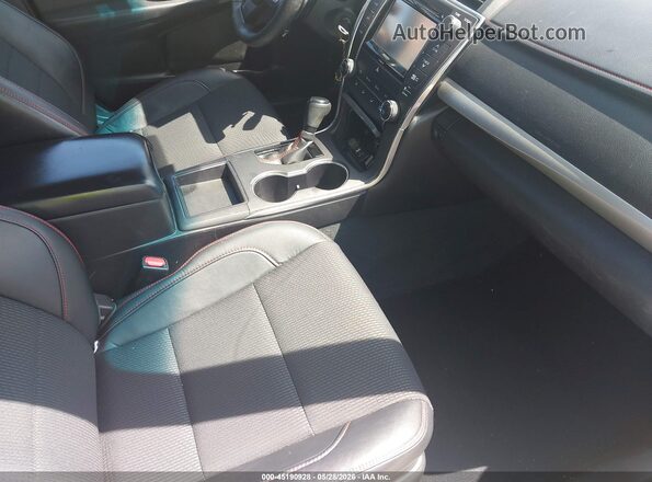 4T1BF1FK3HU432393 2017 TOYOTA CAMRY White წინა სალონის ხედი