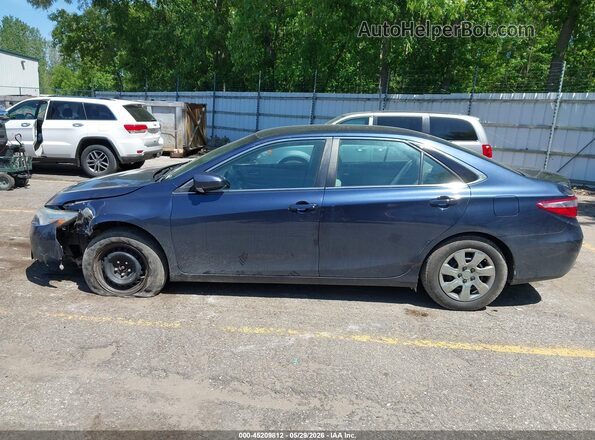 4T1BF1FK3HU706644 2017 TOYOTA CAMRY Blue 