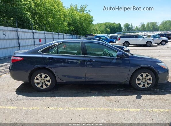 4T1BF1FK3HU706644 2017 TOYOTA CAMRY Blue 360 interior view
