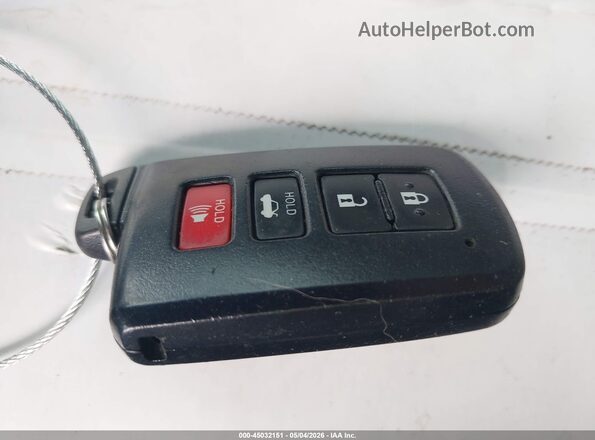 4T1BF1FK4HU622316 2017 TOYOTA LE Серебряный 