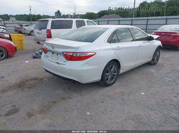 4T1BF1FK7GU121502 2016 TOYOTA CAMRY White Задня права чверть