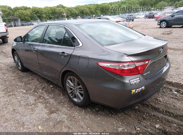 4T1BF1FKXHU422251 2017 TOYOTA CAMRY Gray Trasero izquierdo