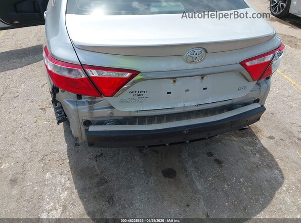 4T1BF1FKXHU677756 2017 TOYOTA CAMRY Silver Դիմացի տեսք