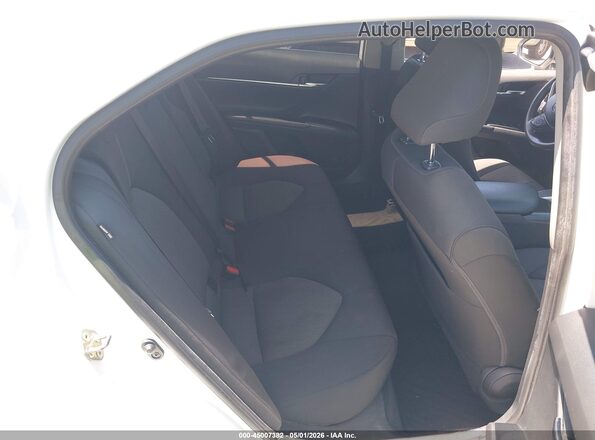4T1C11AK7LU311918 2020 TOYOTA LE White Widok naklejki z numerem VIN
