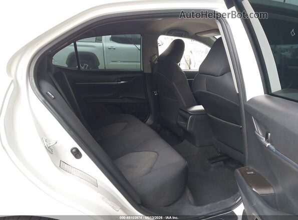 4T1C11AKXMU589505 2021 TOYOTA LE White VIN კოდის სტიკერის ხედი