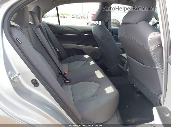 4T1C11BK2LU019284 2020 TOYOTA CAMRY Silver VIN կոդի պիտակի տեսք