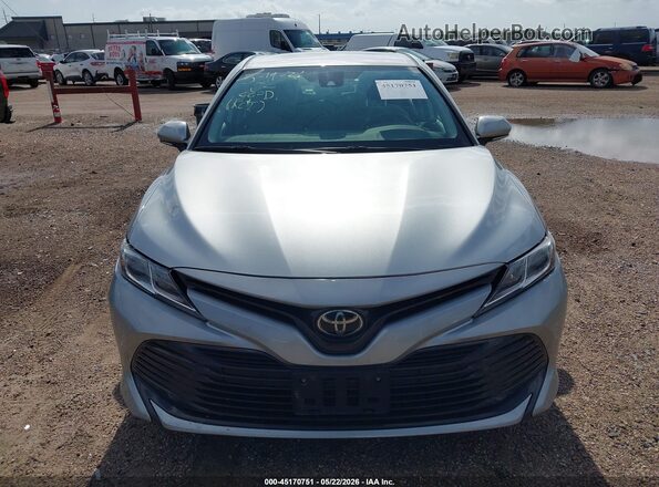 4T1C11BK2LU019284 2020 TOYOTA CAMRY Silver Սարքավորումների վահանակի տեսք
