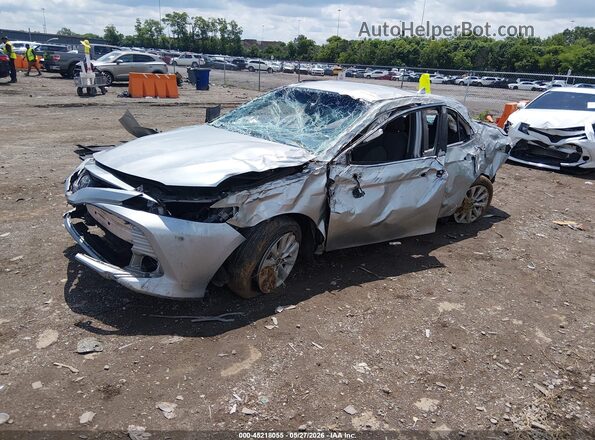 4T1C11BK6LU005789 2020 TOYOTA CAMRY Silver Передня ліва чверть