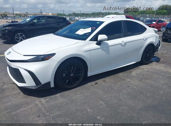 4T1DAACK0SU208632 2025 TOYOTA CAMRY White წინა მარცხენა ხედი სამი მეოთხედიდან