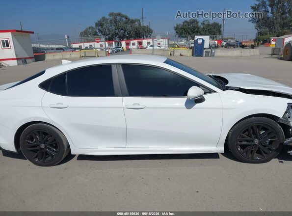 4T1DAACK0SU598809 2025 TOYOTA CAMRY White Rear interior view