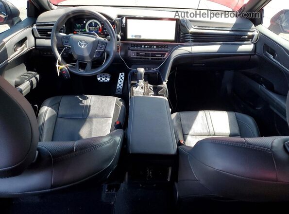 4T1DAACK1SU037390 2025 TOYOTA CAMRY Красный Вид панели приборов
