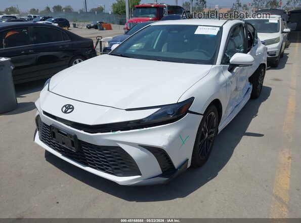 4T1DAACK1SU092874 2025 TOYOTA CAMRY White Vista tres cuartos delantera izquierda