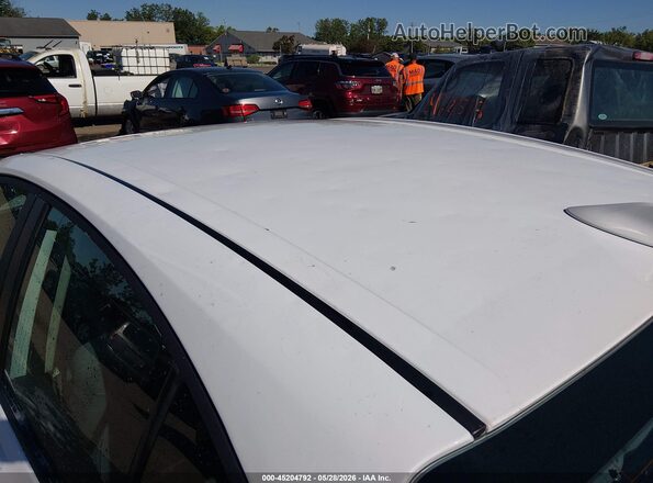 4T1DAACK1SU508258 2025 TOYOTA CAMRY White Widok z przodu