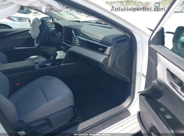 4T1DAACK1TU694336 2026 TOYOTA CAMRY Белый Вид салона спереди