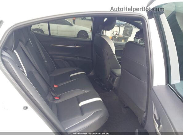 4T1DAACK1TU699701 2026 TOYOTA CAMRY White Widok naklejki z numerem VIN