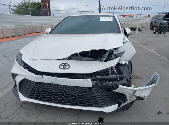 4T1DAACK1TU699701 2026 TOYOTA CAMRY White Widok zestawu wskaźników
