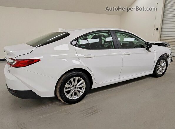 4T1DAACK1TU702533 2026 TOYOTA CAMRY Белый Задняя правая четверть
