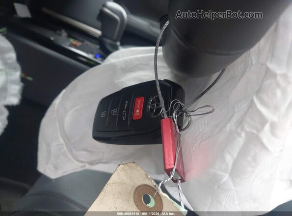 4T1DAACK2SU198038 2025 TOYOTA CAMRY Red Առջևի վահանակի տեսք