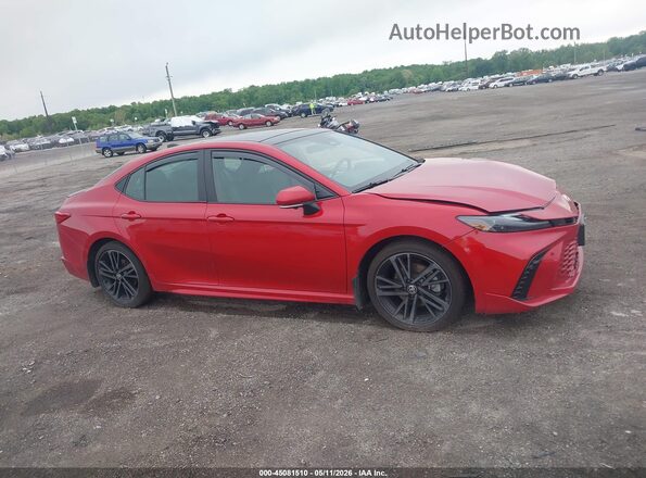 4T1DAACK2SU198038 2025 TOYOTA CAMRY Red Սալոնի հետևի տեսք
