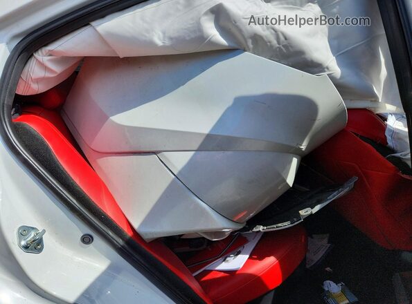 4T1DAACK3SU525336 2025 TOYOTA CAMRY White Вид задніх сидінь