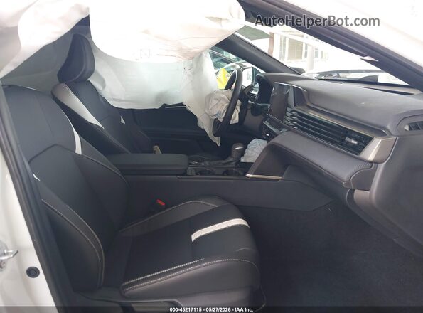 4T1DAACK3SU648781 2025 TOYOTA CAMRY White წინა სალონის ხედი